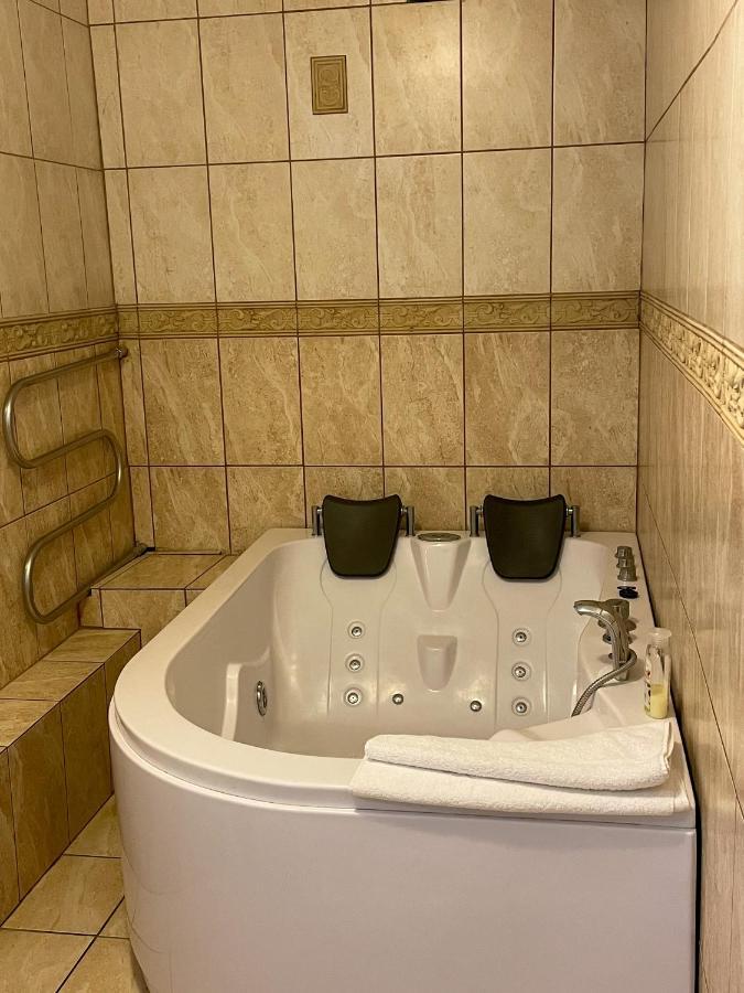 Taurage Hotel المظهر الخارجي الصورة