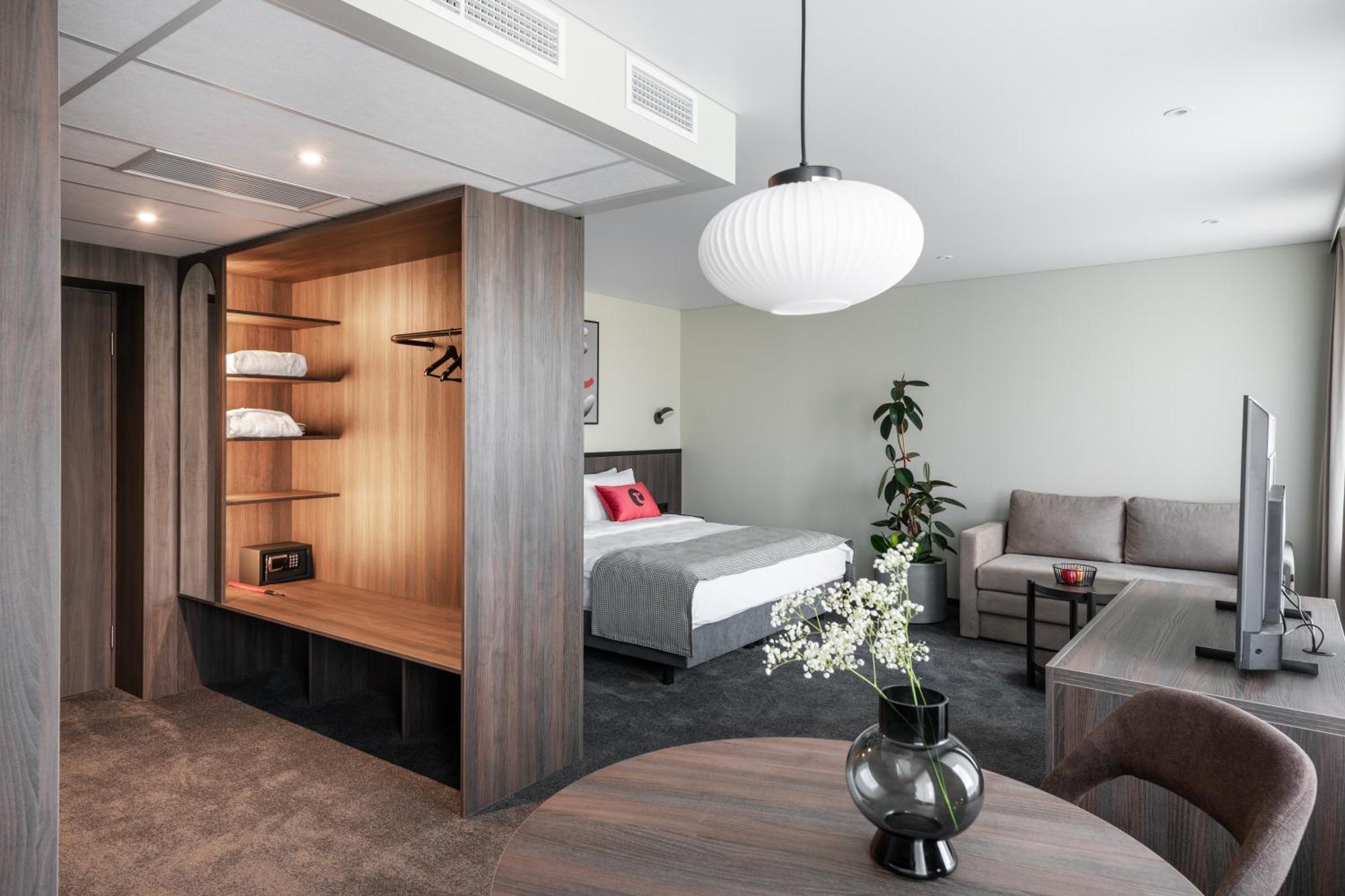 Taurage Hotel المظهر الخارجي الصورة
